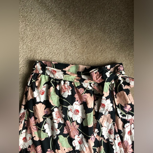 Who What Wear Women’s M Ruffled Tiered Wrap High-Rise Maxi Skirt in Deco Floral - Picture 7 of 13